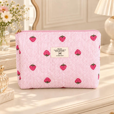 Trousse matelassée Fraises