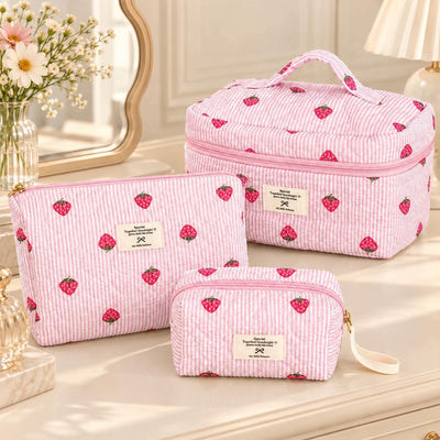 Trousse matelassée Fraises